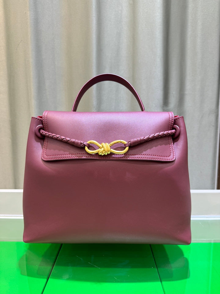 The Knot Elegance Tote