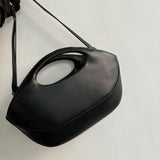 Medium leather handbag