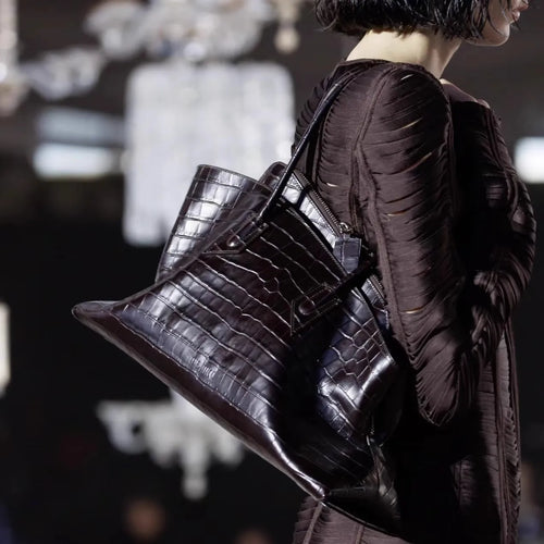 Crocodile Luxe Leather Tote™