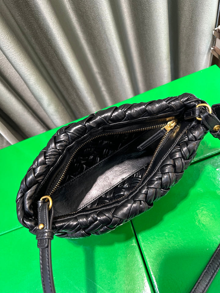 Hand-Woven Leather shoulder bag