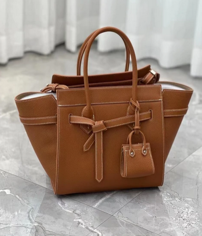 Black Medium Gate Top Handle Leather Handbag